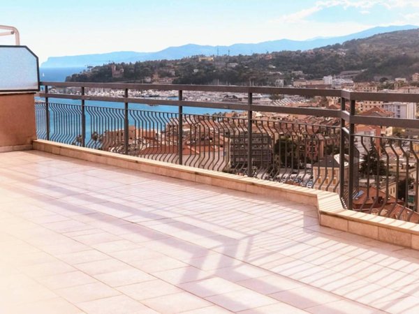 appartamento in vendita a Varazze