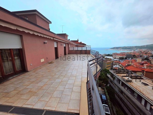 appartamento in vendita a Varazze