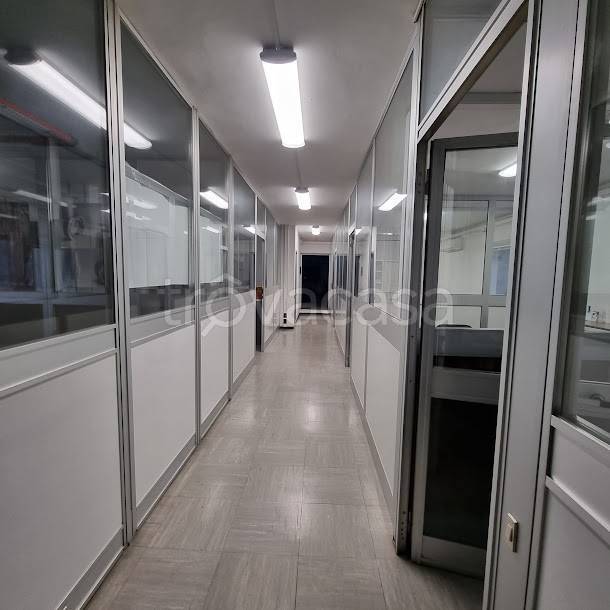 ufficio in vendita a Varazze in zona Casanova