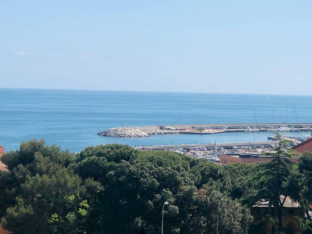 appartamento in vendita a Varazze