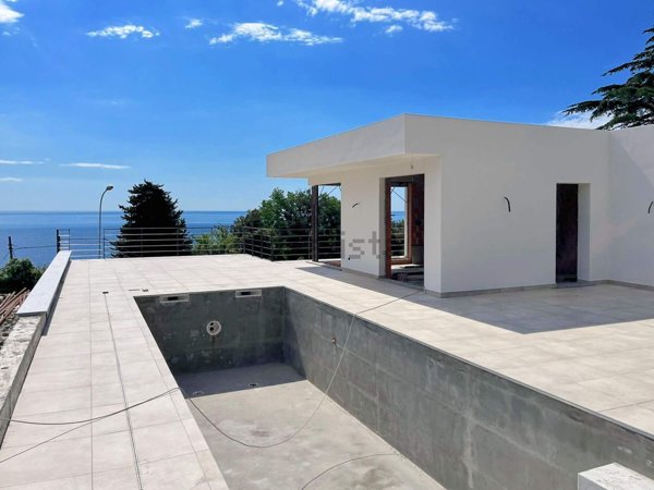 casa indipendente in vendita a Varazze