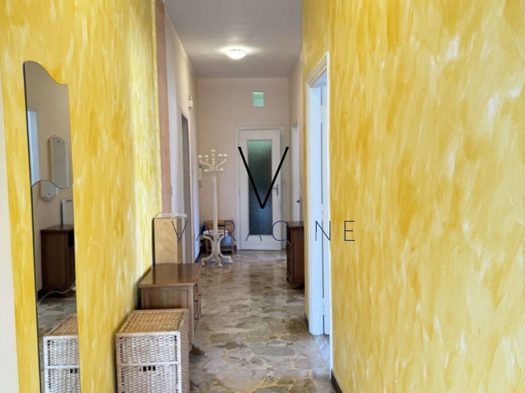 appartamento in vendita a Varazze