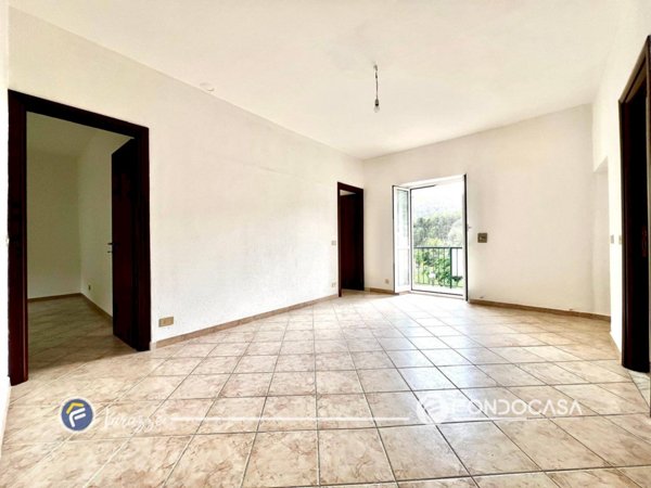 appartamento in vendita a Varazze in zona Pero