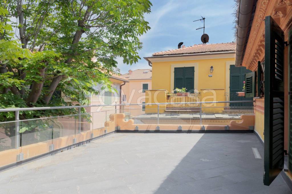 appartamento in vendita a Varazze