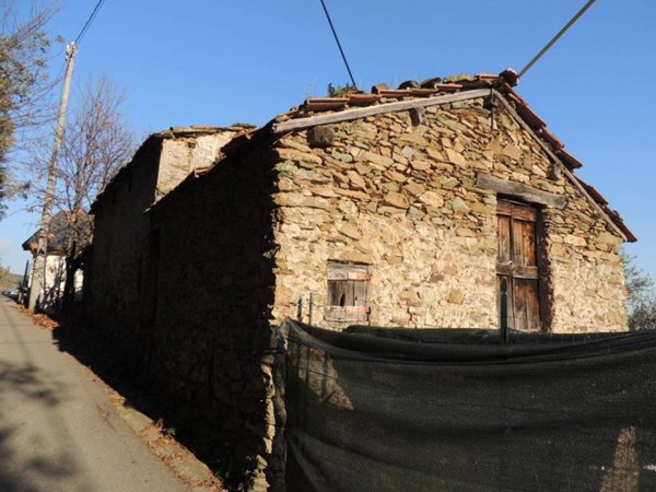 casa indipendente in vendita a Varazze in zona Cantalupo