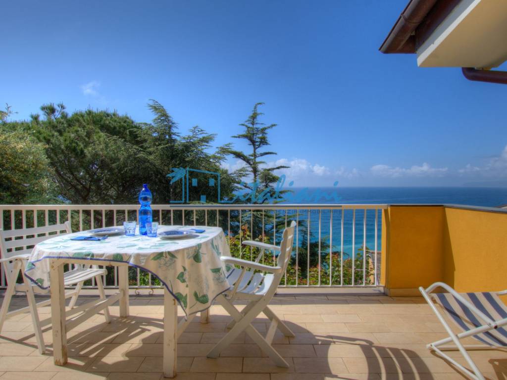 appartamento in vendita a Varazze