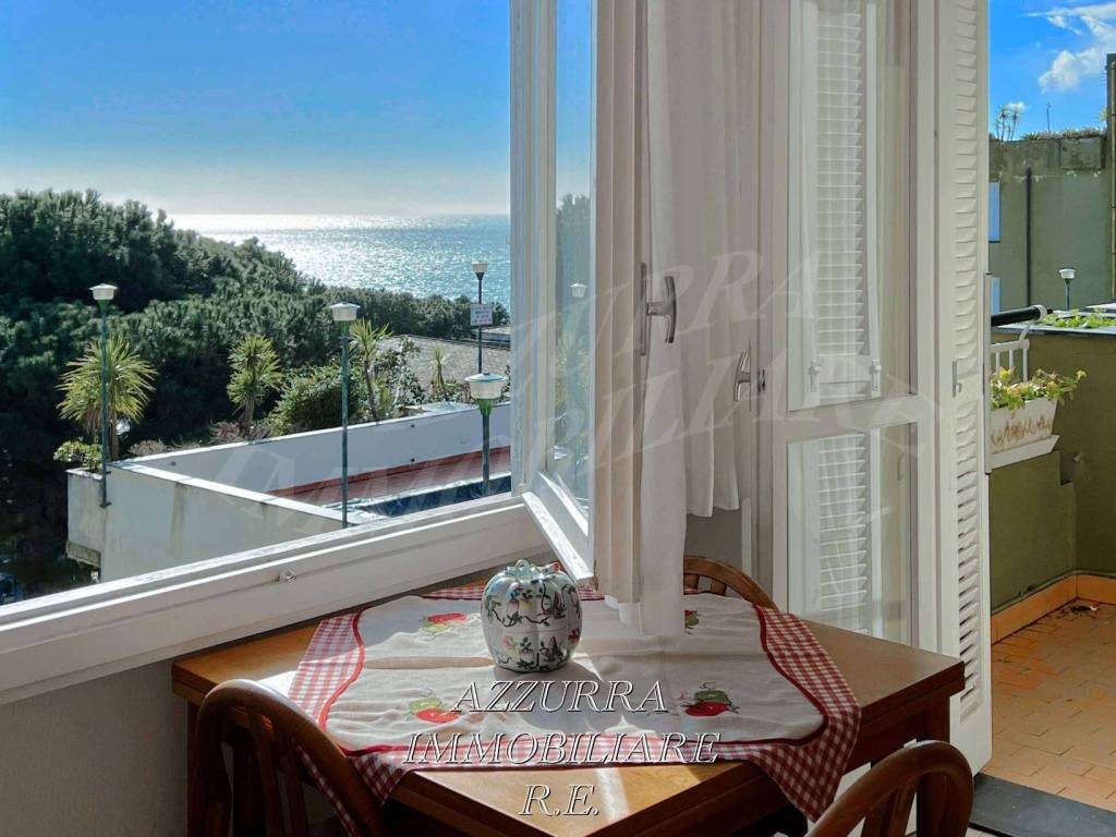 appartamento in vendita a Varazze
