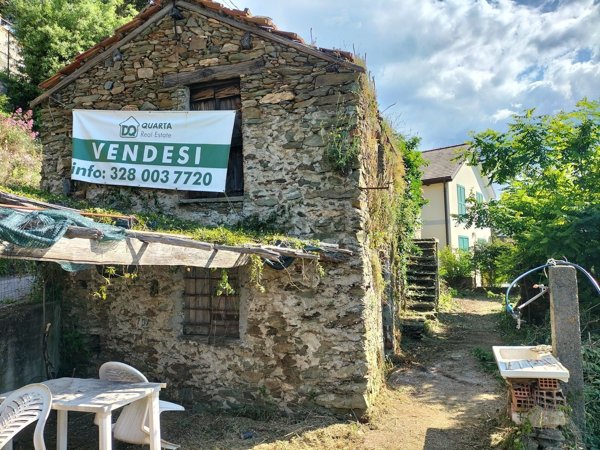 pentavano in vendita a Varazze in zona Cantalupo