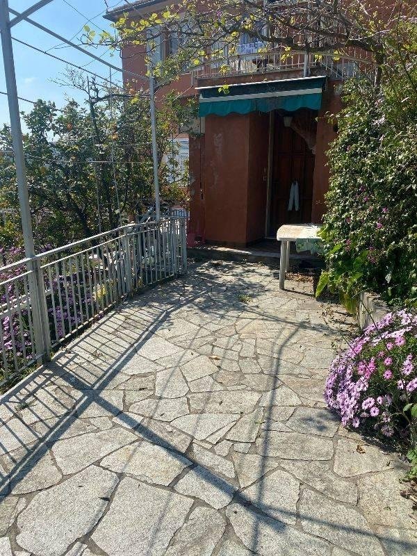 appartamento in vendita a Varazze in zona Cantalupo