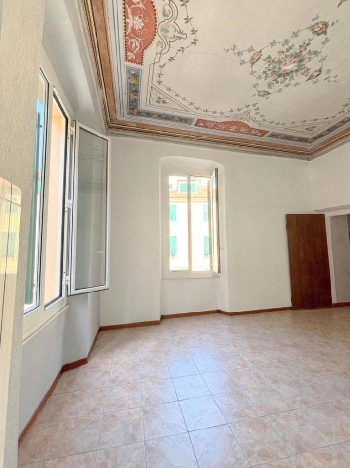 appartamento in vendita a Varazze