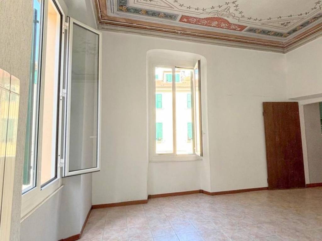 appartamento in vendita a Varazze