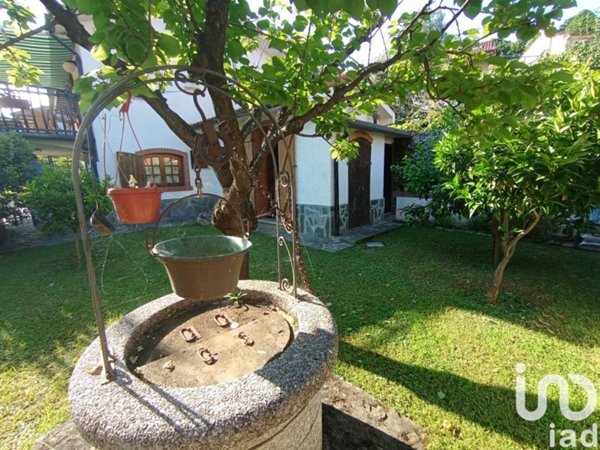 casa indipendente in vendita a Varazze in zona Casanova