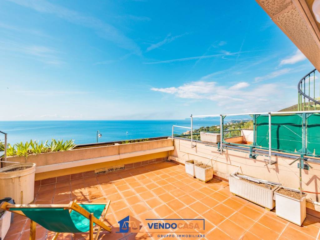 appartamento in vendita a Varazze