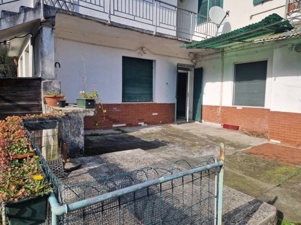 appartamento in vendita a Varazze in zona Pero