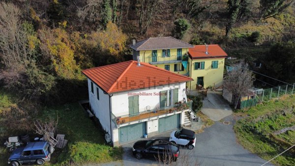 appartamento in vendita a Varazze in zona Alpicella
