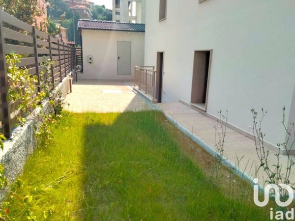 appartamento in vendita a Varazze