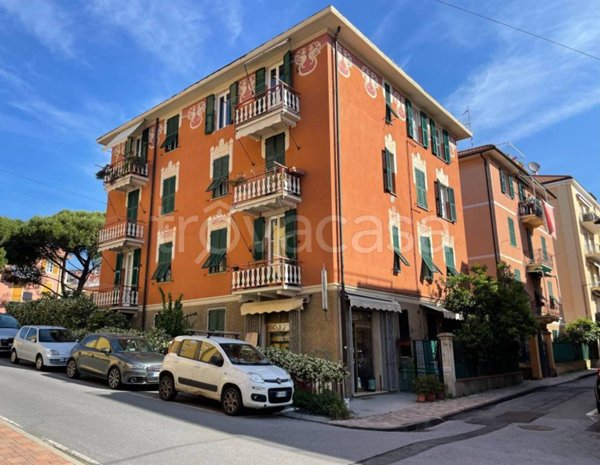 appartamento in vendita a Varazze