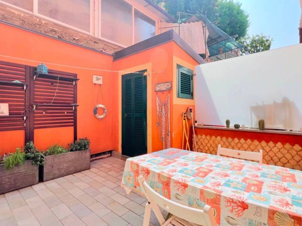 appartamento in vendita a Varazze