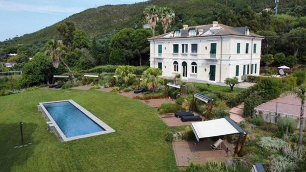 appartamento in vendita a Varazze