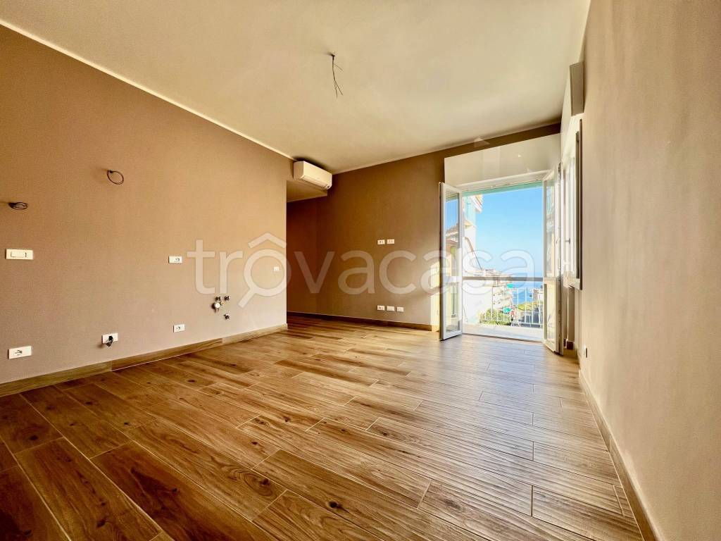 appartamento in vendita a Varazze