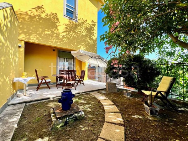 appartamento in vendita a Varazze in zona Castagnabuona