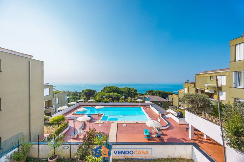 appartamento in vendita a Varazze