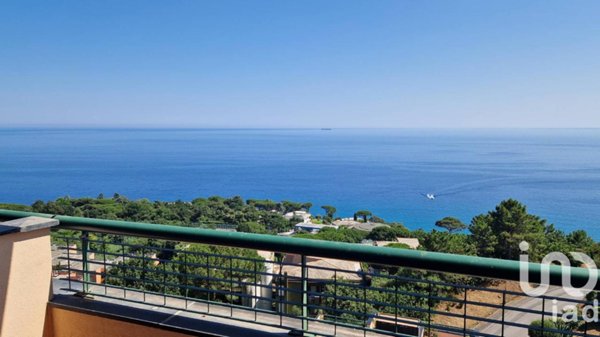 appartamento in vendita a Varazze