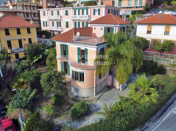 casa indipendente in vendita a Varazze
