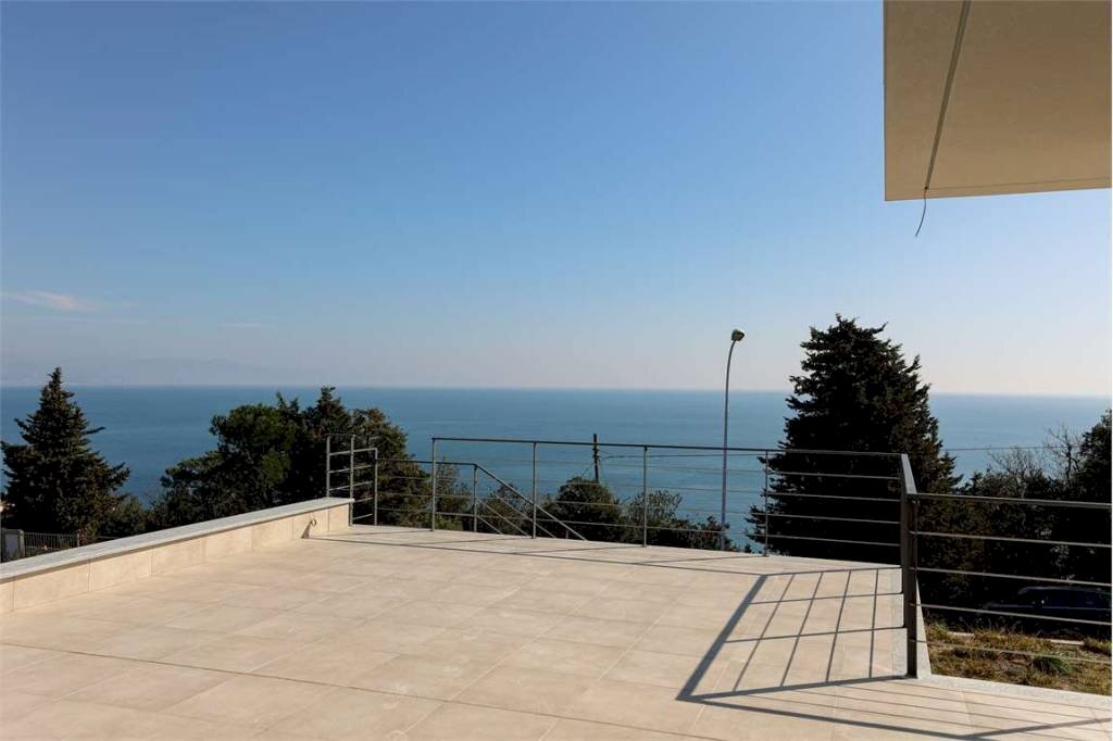 casa indipendente in vendita a Varazze