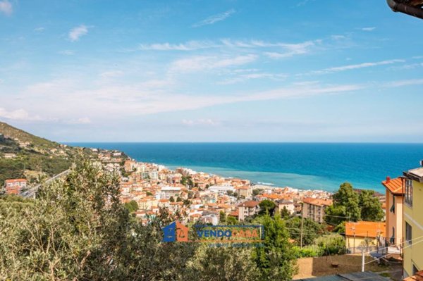 appartamento in vendita a Varazze