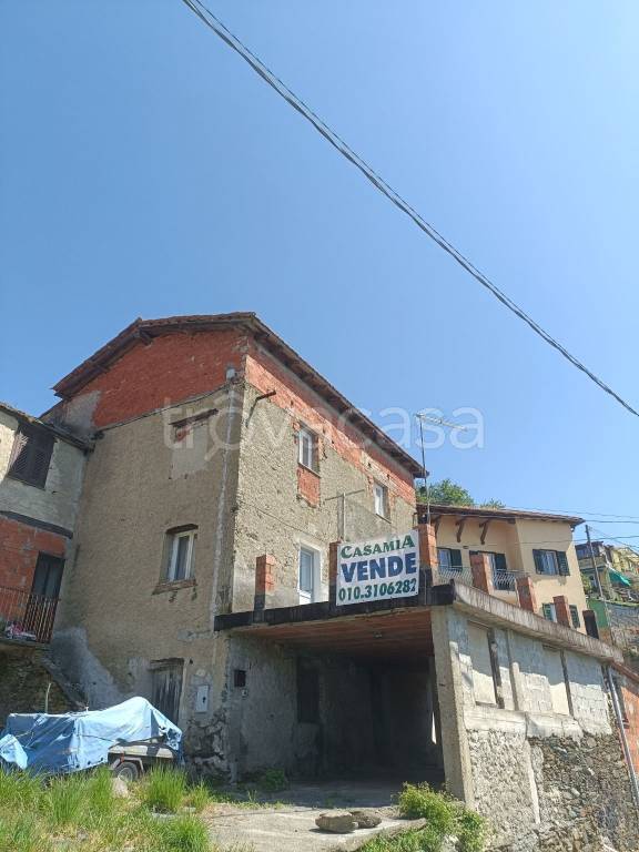casa semindipendente in vendita a Varazze in zona Faje
