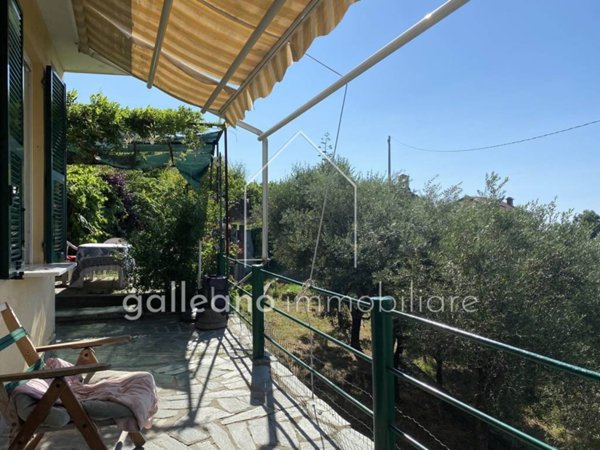 appartamento in vendita a Varazze in zona Castagnabuona