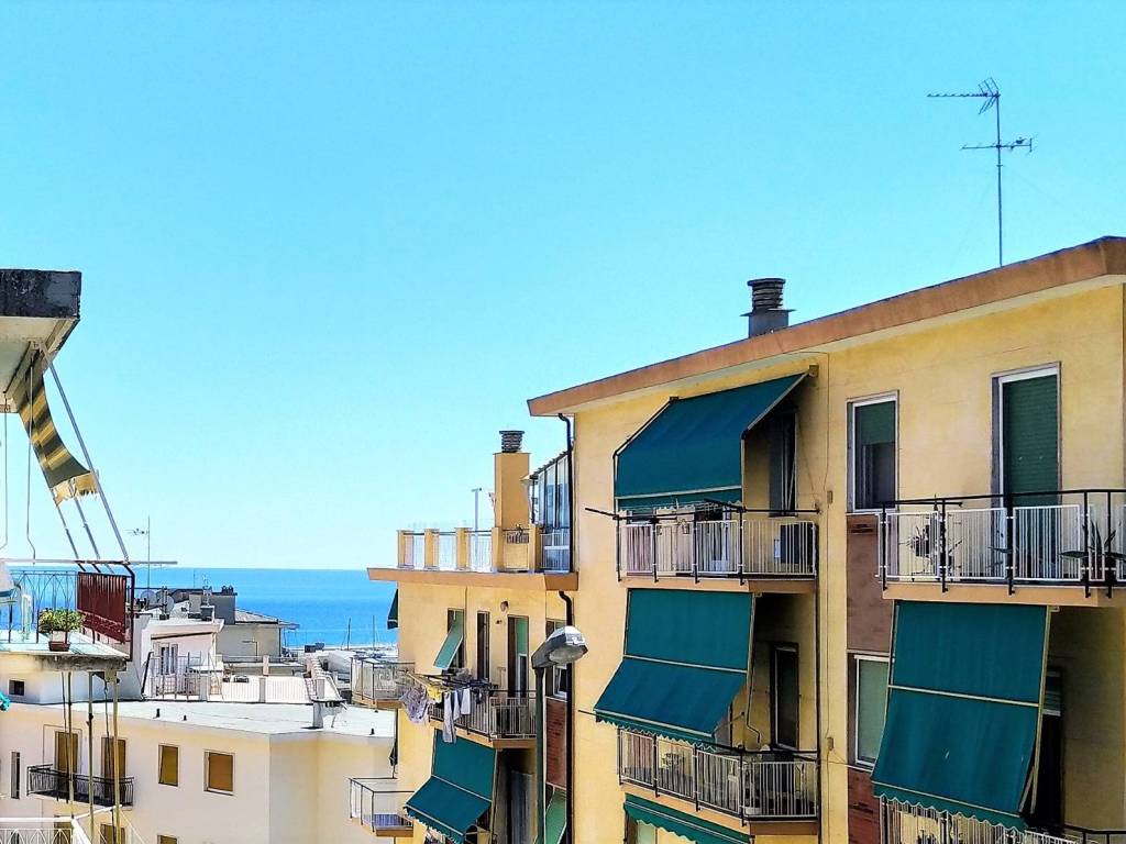 appartamento in vendita a Varazze