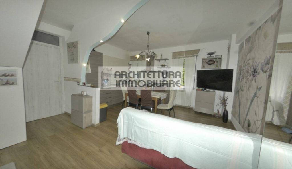 appartamento in vendita a Varazze in zona Casanova