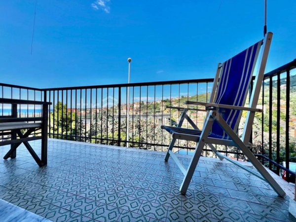 appartamento in vendita a Varazze