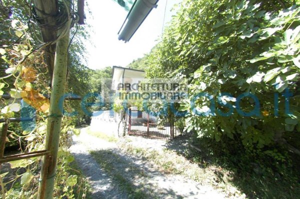 casa indipendente in vendita a Varazze in zona Alpicella