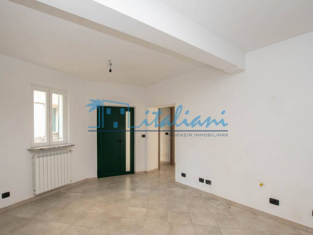 appartamento in vendita a Varazze in zona Casanova