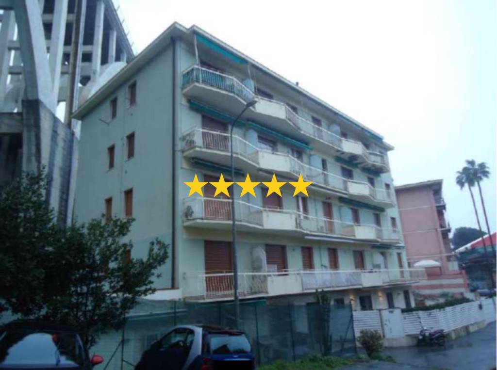 appartamento in vendita a Varazze
