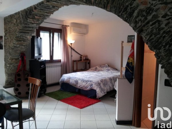 appartamento in vendita a Varazze in zona Pero