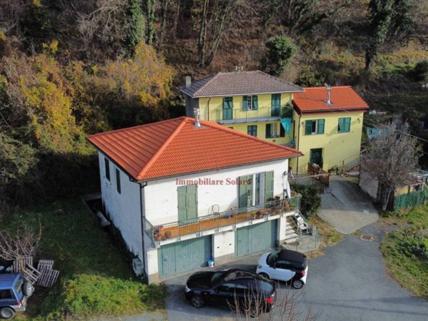 casa indipendente in vendita a Varazze in zona Alpicella