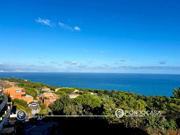 appartamento in vendita a Varazze