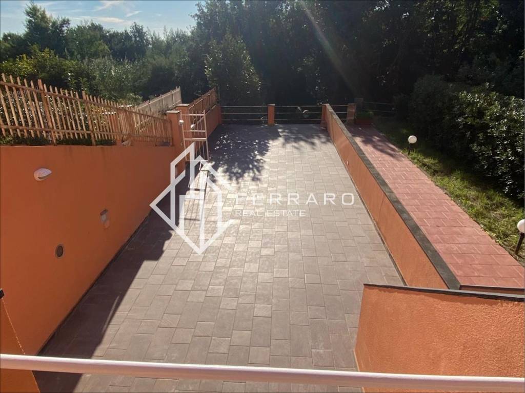 appartamento in vendita a Varazze