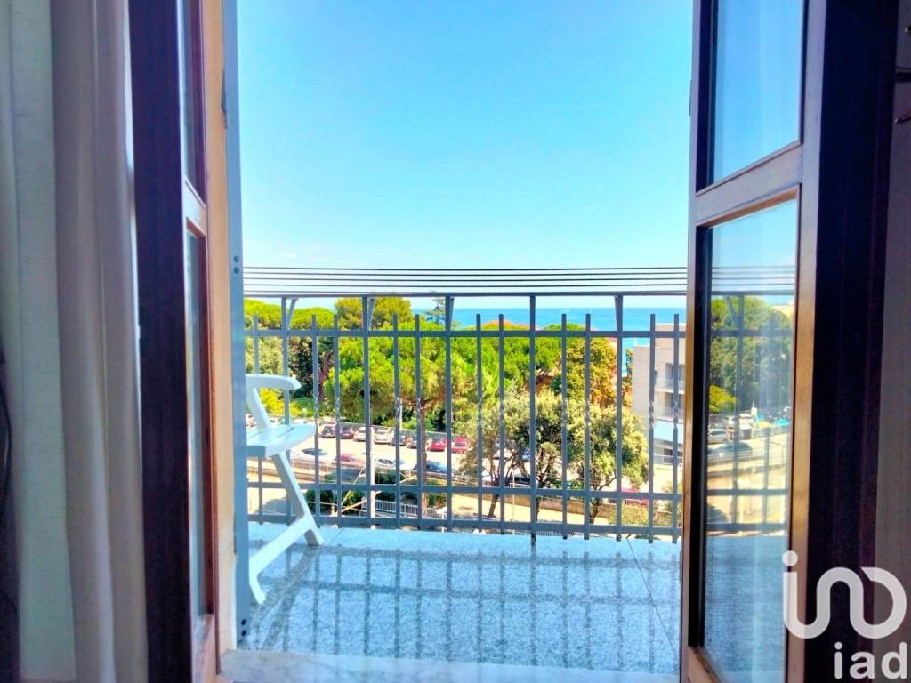 appartamento in vendita a Varazze