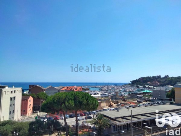 appartamento in vendita a Varazze