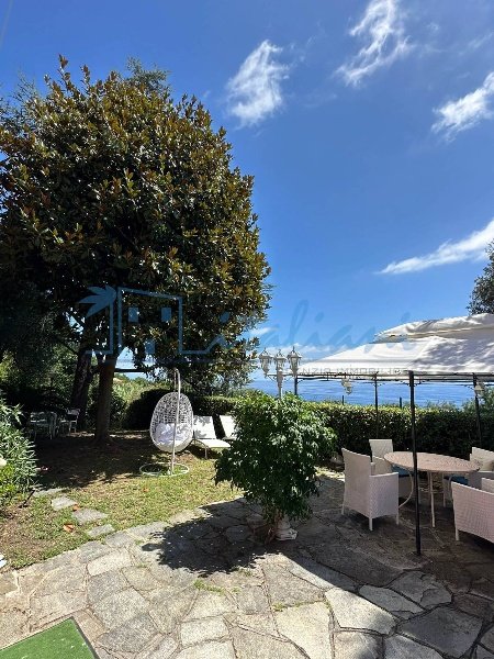 appartamento in vendita a Varazze