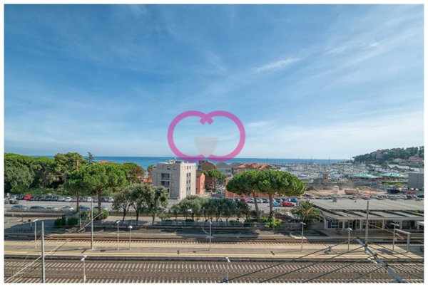 appartamento in vendita a Varazze