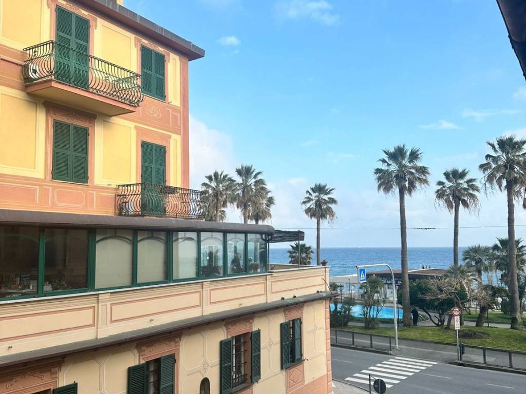 appartamento in vendita a Varazze