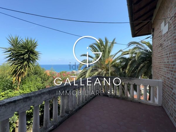 casa indipendente in vendita a Varazze