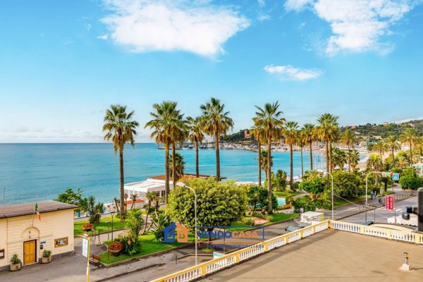 appartamento in vendita a Varazze