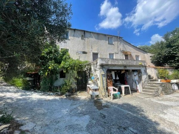 pentavano in vendita a Varazze